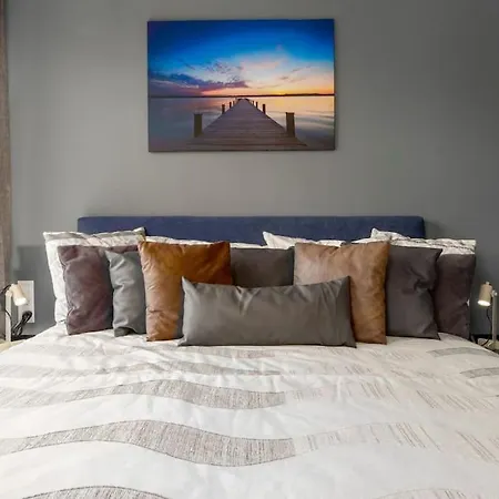 Villa Casa Cadoc By Briskva