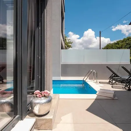 Casa Cadoc By Briskva Villa Funtana