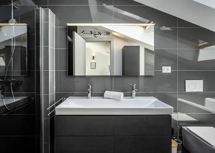 Villa Casa Cadoc By Briskva