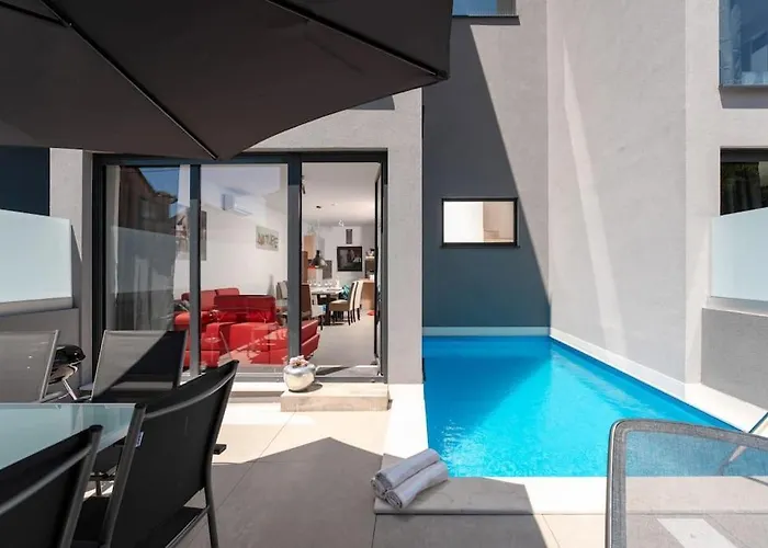 Casa Cadoc By Briskva *