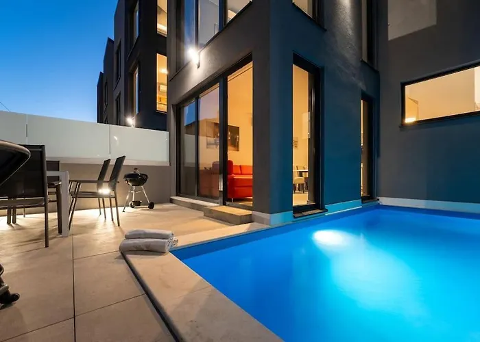 Casa Cadoc By Briskva *
